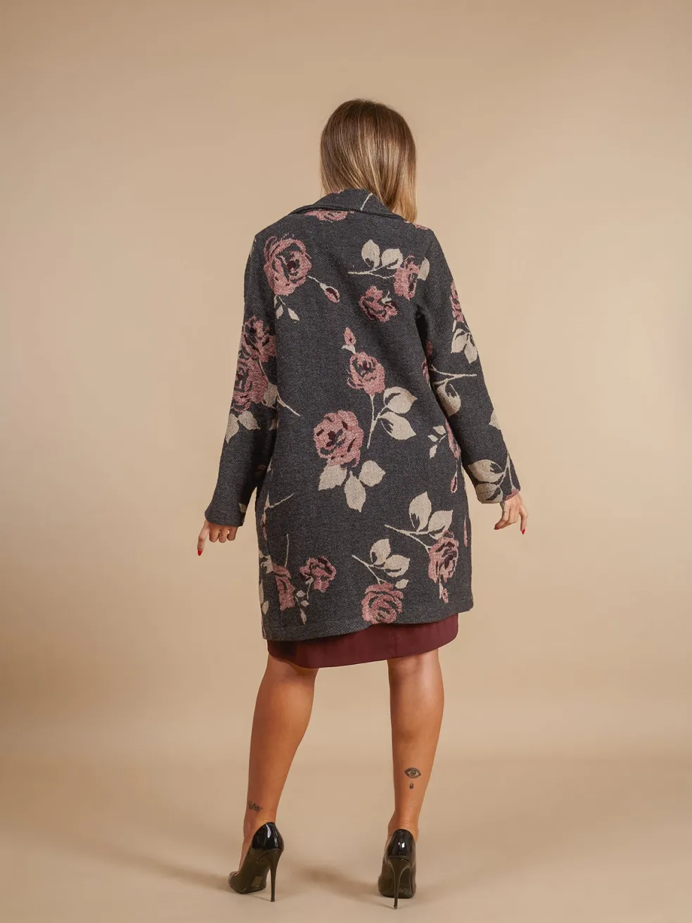 cappotto_classico_in_lana_0.webp Cappotto classico in lana stampa fiori Genny