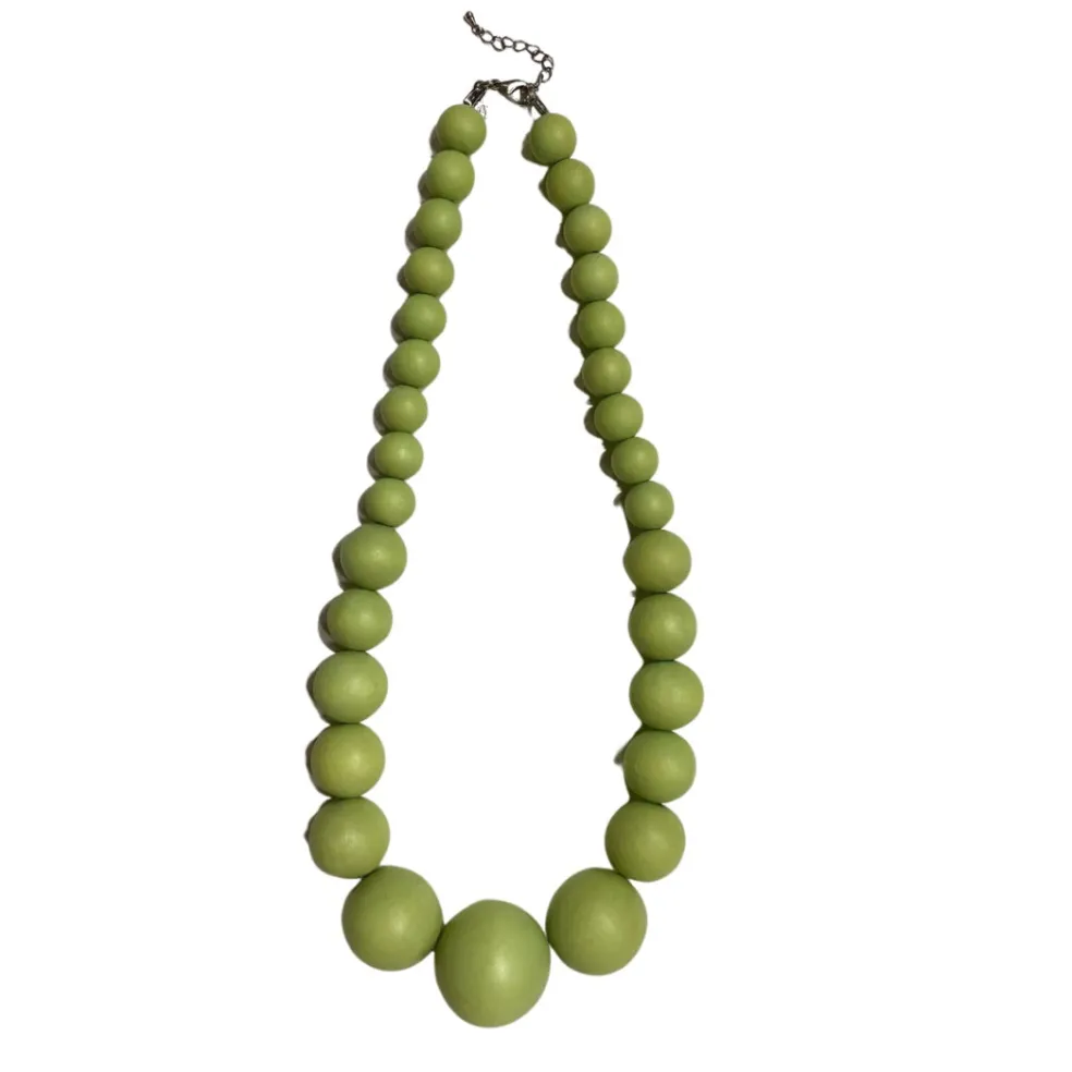 collana_corta_legno_bulga_5.webp Collana corta legno Bulgaria