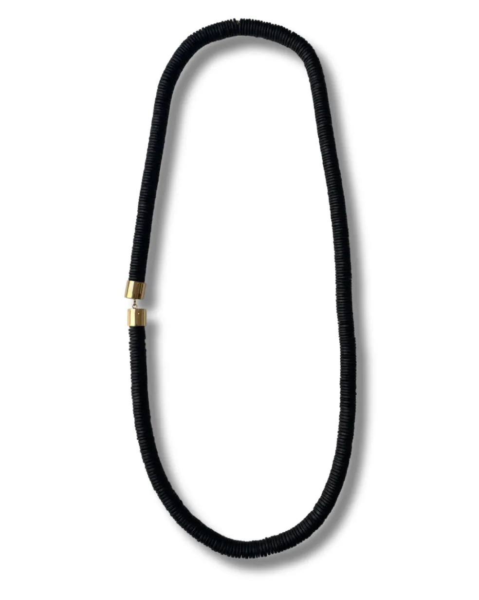 collana_gabon_lunga_legno_1.webp Collana Gabon lunga legno