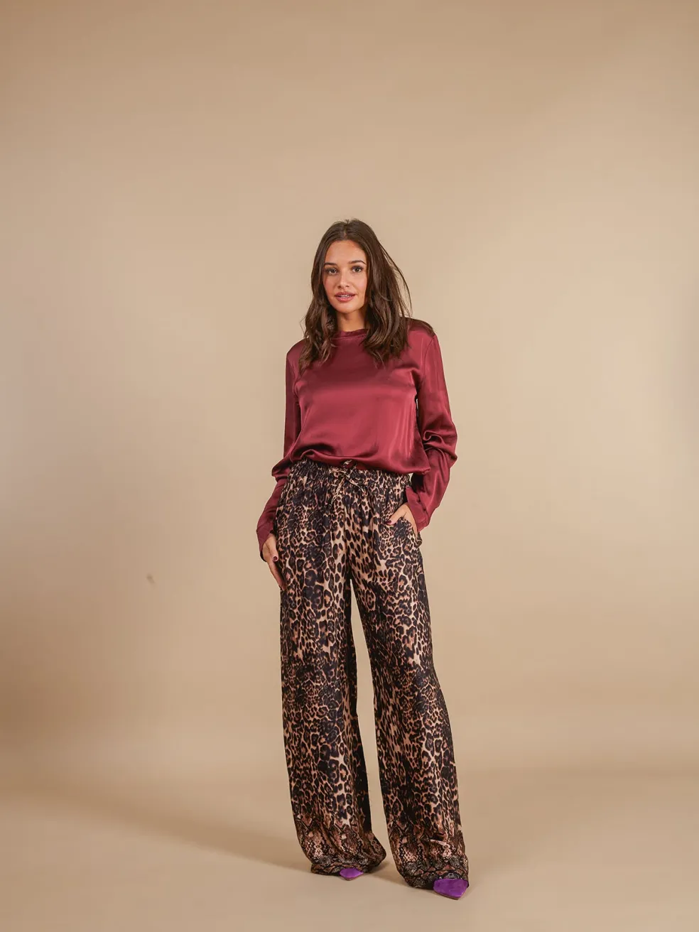 pantaloni_viscosa_raso_an_0.webp Pantaloni viscosa raso animalier Gloria