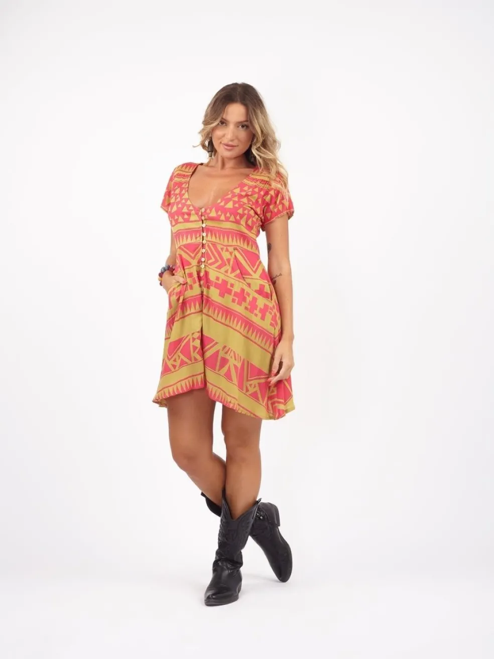 vestito_corto_rayon_con_t_4.webp Vestito corto rayon con tasche e bottoni Bathsheba
