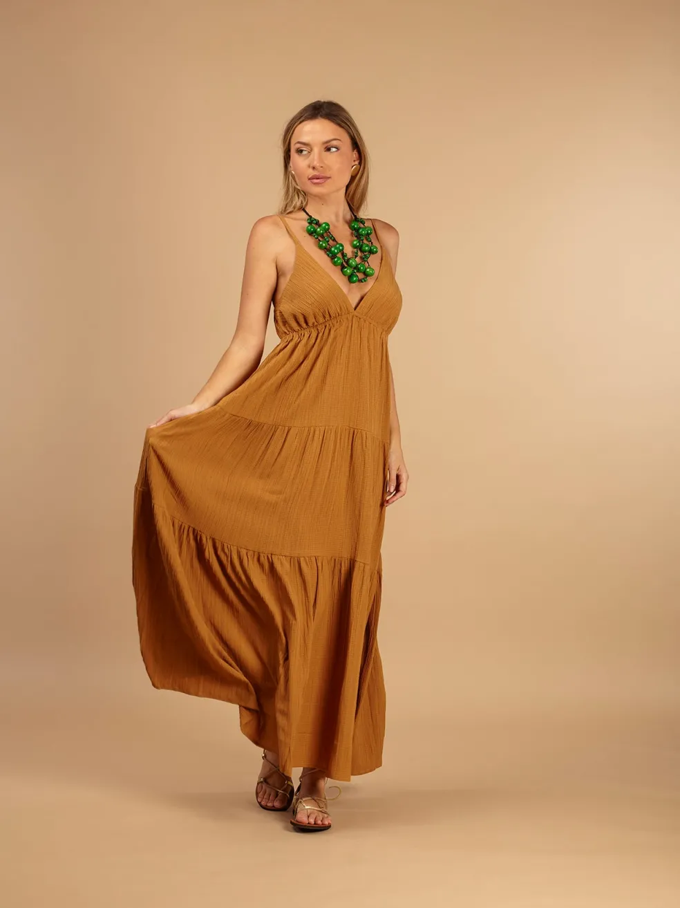 vestito_lungo_boho_bretel_1.webp Vestito lungo boho bretelle regolabili Sara