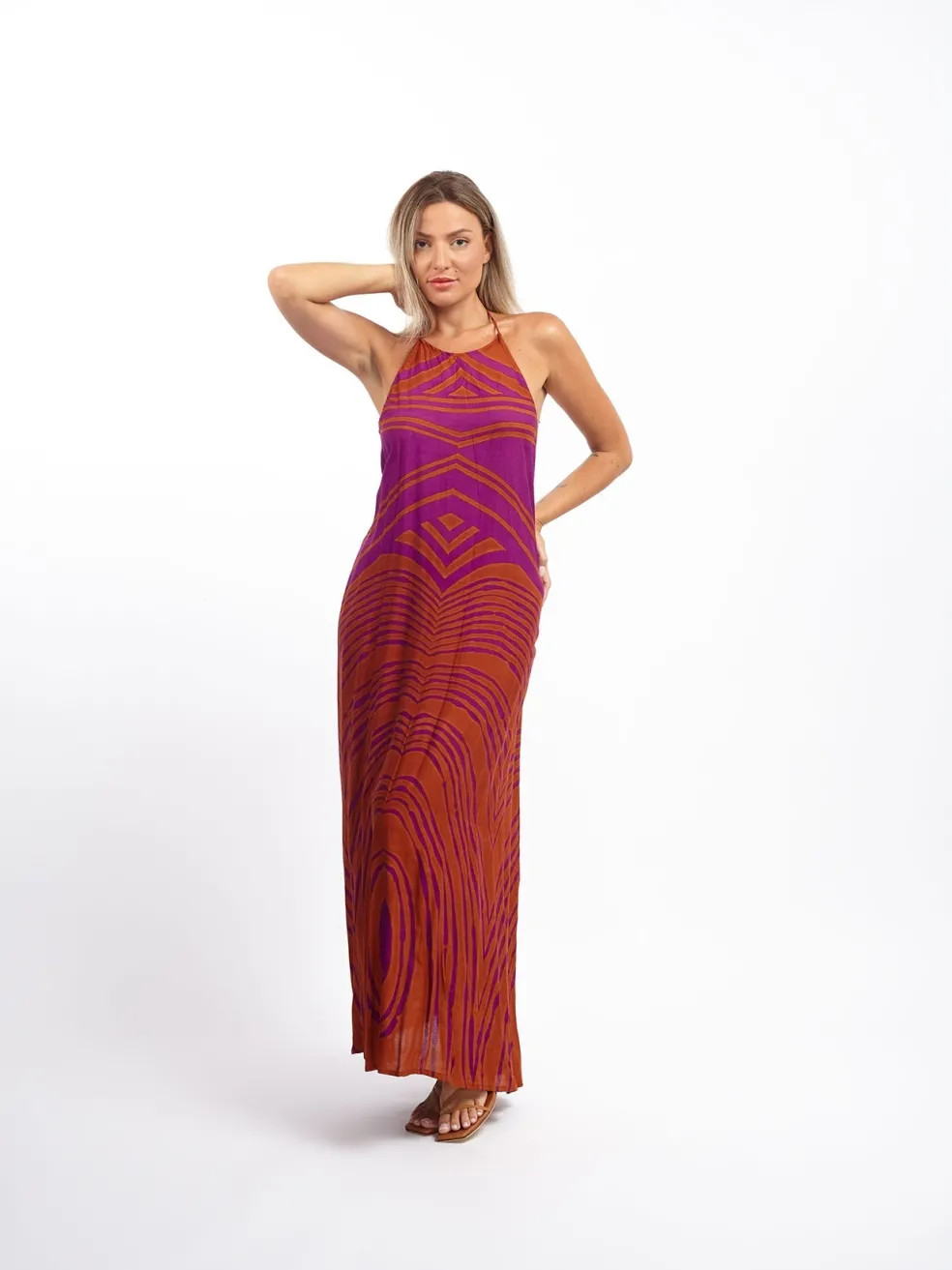 vestito_lungo_schiena_sco_3.webp Vestito lungo schiena scoperta rayon Tilde