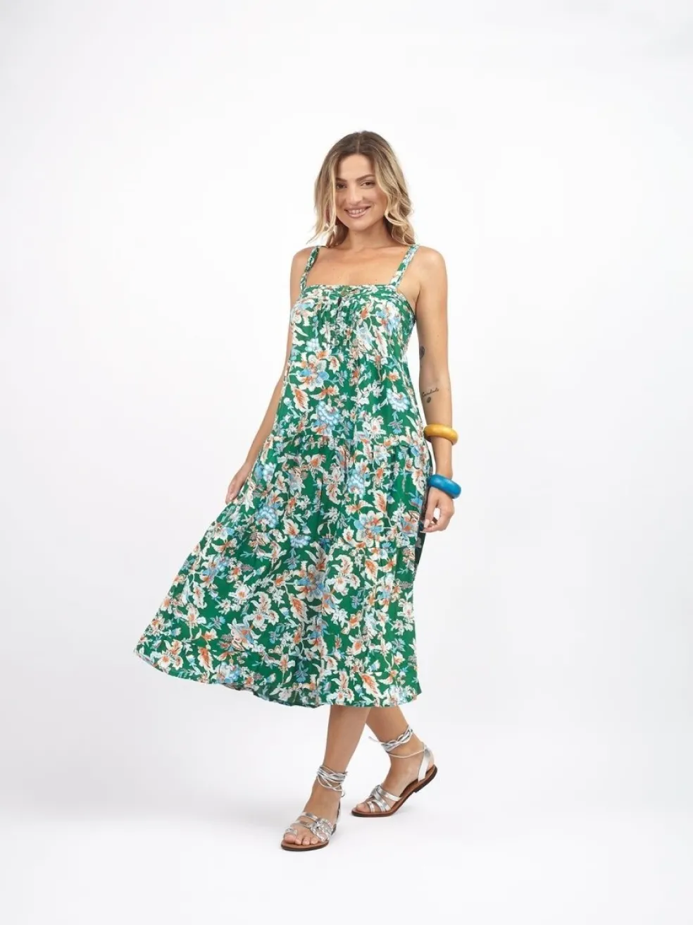 vestito_midi_rayon_con_bo_3.webp Vestito midi rayon con bottoni Dina